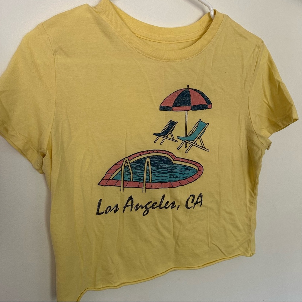 ☀️ LA graphic crop top (soft!)